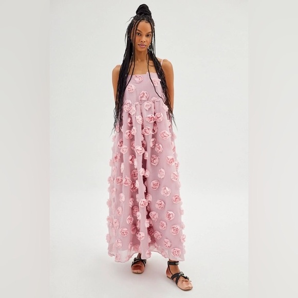 ASOS sister Jane Pink organza rose Maxi Dress with 3D Floral Appliqué - Picture 3 of 6
